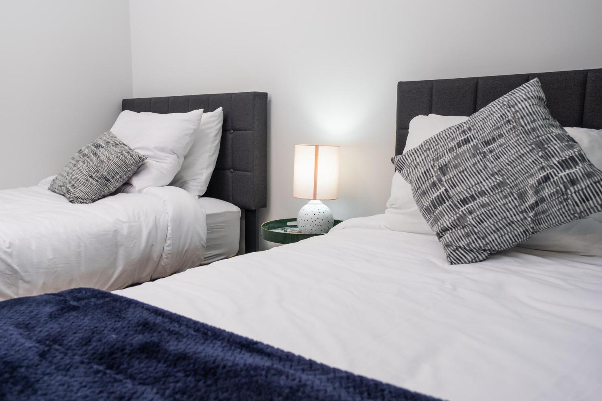 Downtown Center Silverstone Tower I And II Long-Term Booking Only Your Second Home In Vancouver Exterior foto