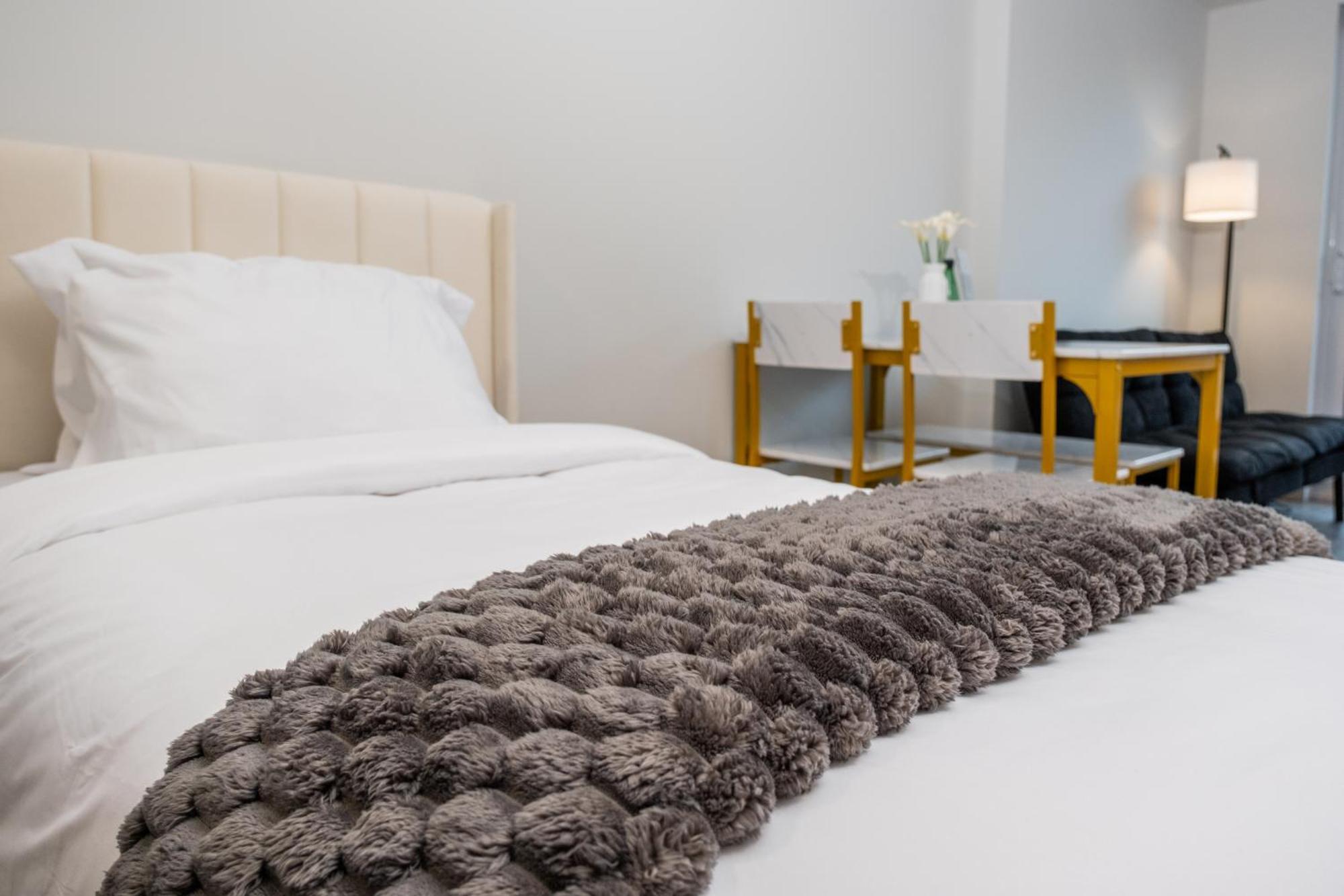 Downtown Center Silverstone Tower I And II Long-Term Booking Only Your Second Home In Vancouver Exterior foto
